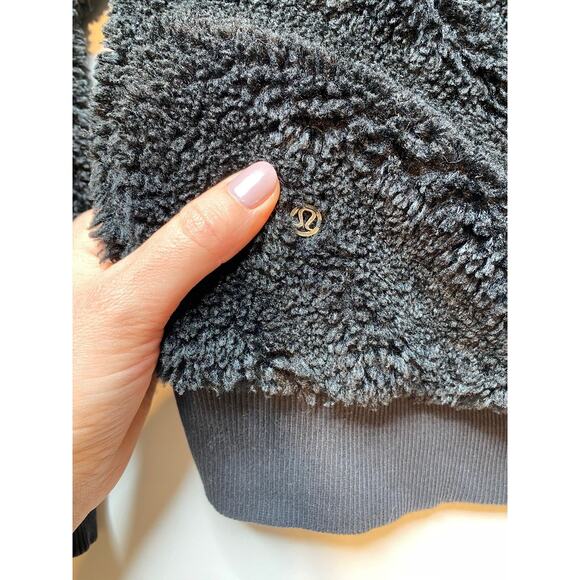 Lululemon Textured Fleece 1/2 Zip Black Hoodie Women’s Size 12 - Picture 9 of 9